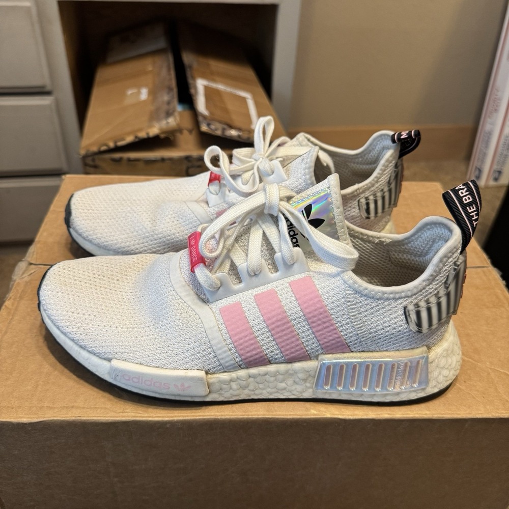 Adidas NMD_R1 White‎ True Pink Hologram Women's Athletic Shoes FZ3777 Size 10